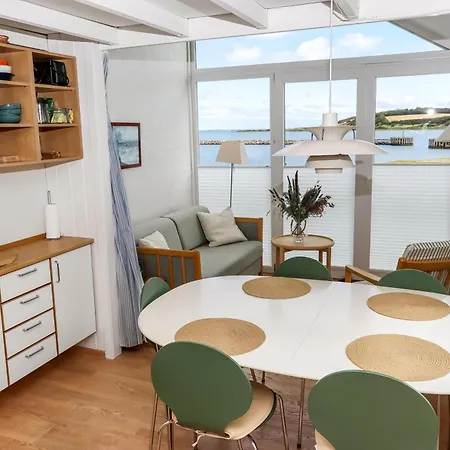 Apartment Flot Pa 1 Sal I Med Fantastisk Udsigt Over Limfjorden Og Sj644 Lemvig