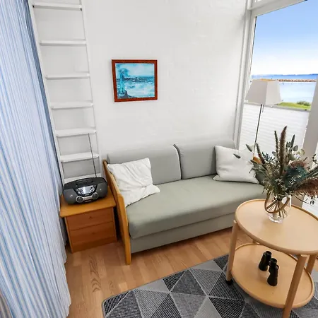 Flot Pa 1 Sal I Med Fantastisk Udsigt Over Limfjorden Og Sj644 *